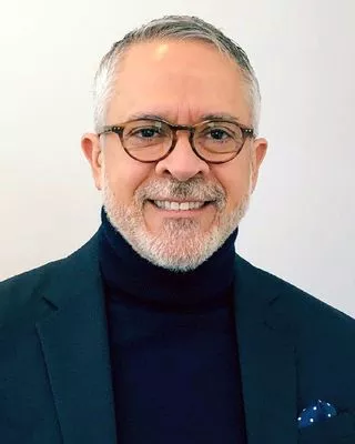 Miguel A Contreras